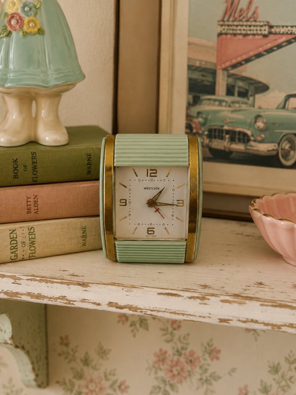Vintage 1950s Westclox Travalarm Roll Top Alarm Clock Mint Green Gold Display
